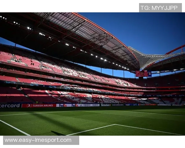 巴萨助教谈卡雷拉斯防守能力称上赛季全胜本菲卡信心十足